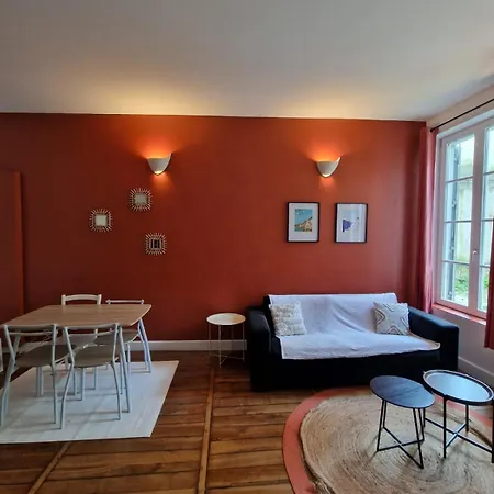 Charbonnet - Centre Historique De Apartment *